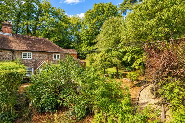 Georges Lane, Storrington, RH20, photo 1