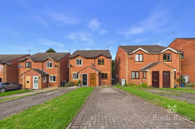 Bollin Drive, Congleton, CW12, photo 1