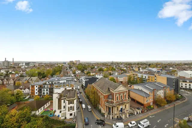 Photo 3 — Newgate, Croydon, CR0