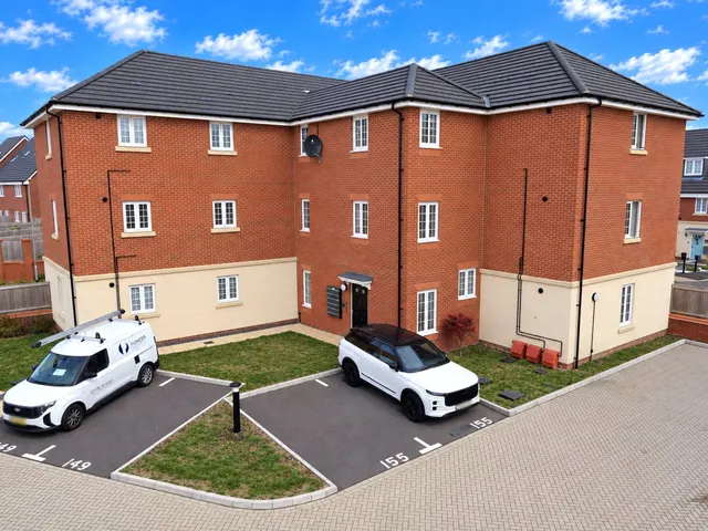 Houghton Regis, Dunstable, photo 1