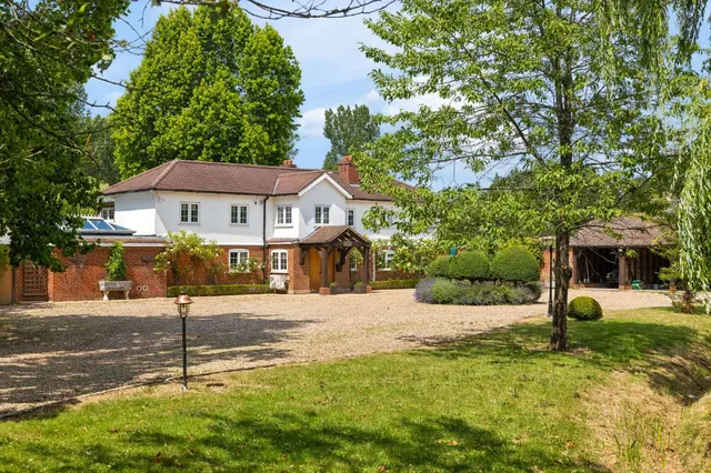 Goose Rye Road, Worplesdon, Guildford, GU3 3RJ, photo 1