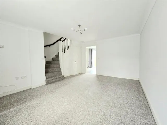 Angmering, BN16, photo 3