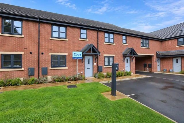 Ascot Rise, Preston, PR3, photo 1