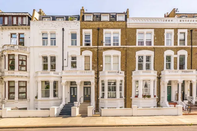 Sinclair Road, W14, photo 1