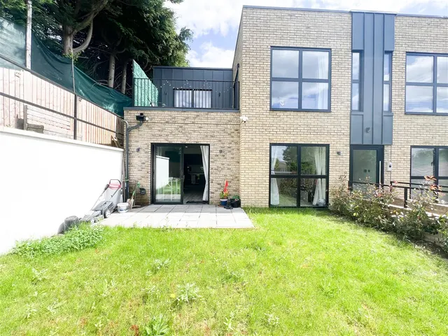Purley Oaks Road, South Croydon, CR2, photo 1