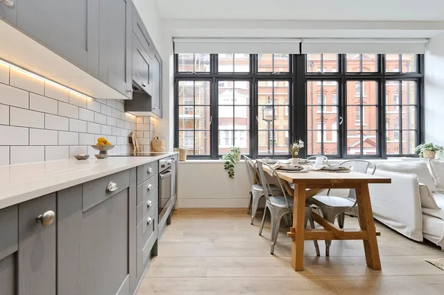 Great Titchfield Street, London, W1W, photo 1