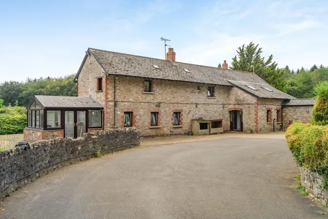 Minnetts Lane, Rogiet, NP26, photo 3