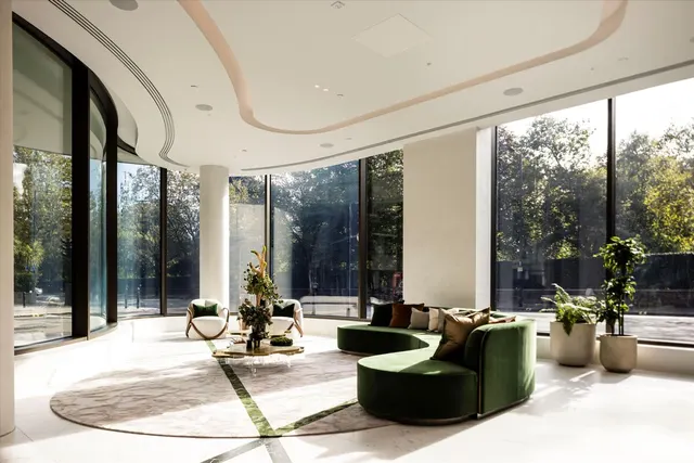 Bayswater Road, Hyde Park, W2, photo 3