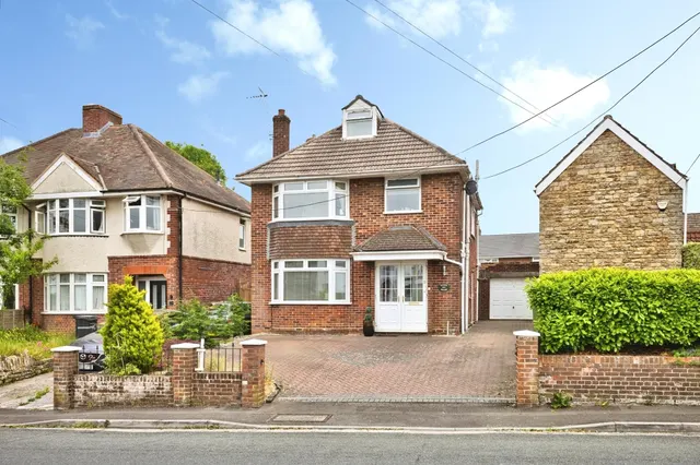 Mudford Road, Yeovil, photo 1