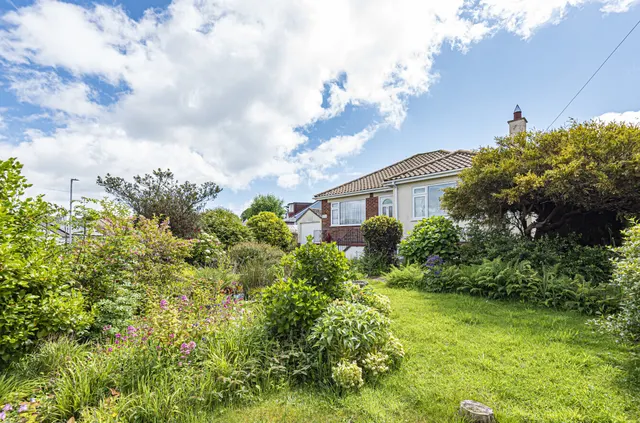 Golden Close, Brixham, Devon, TQ5