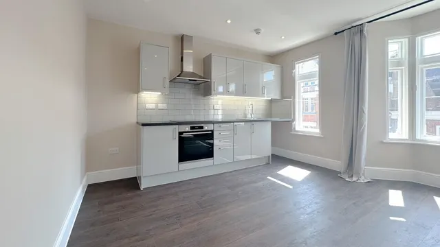 Church Street, Enfield, EN2, photo 3