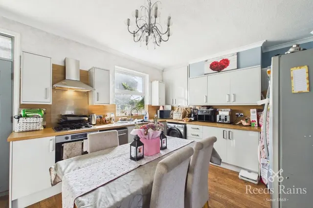 Cross Street, Horbury, WF4, photo 3