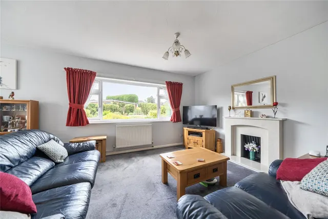 Photo 3 — Malan Close, Westerham, Kent, TN16