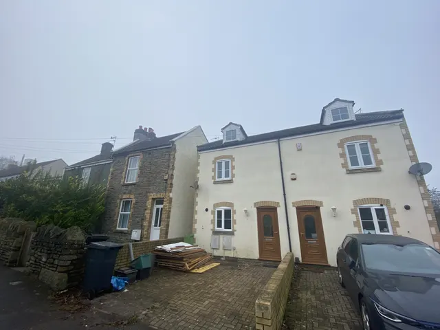 Small Lane, BS16, photo 1