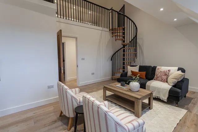 Buckfield House Oakley Place, Hartley Wintney, Hook, RG27 8FT, photo 1
