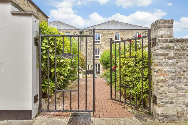 Upper Strand Street, Sandwich, CT13, photo 2