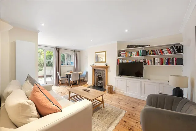Offerton Road, London, SW4, photo 1