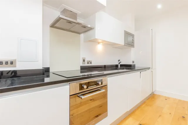 Winchester Road, Swiss Cottage, NW3, photo 3
