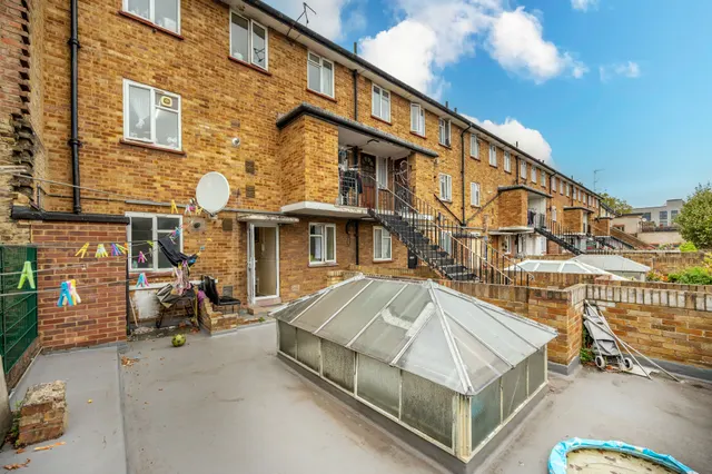 Photo 3 — 28a Barking Road, London