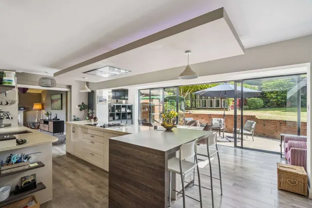 Photo 3 — Whielden Lane, Winchmore Hill, Amersham, Buckinghamshire, HP7 0NQ