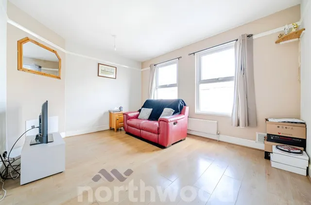 Astwood Road, WR3, photo 2