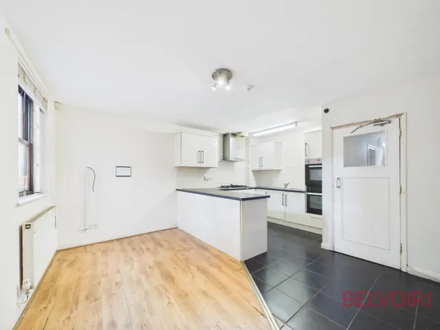 North Sherwood Street, Nottingham, NG1, photo 2