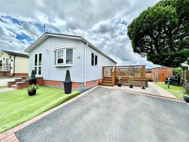 Ashbourne Square, Wood End, Atherstone, Warwickshire, CV9, photo 1