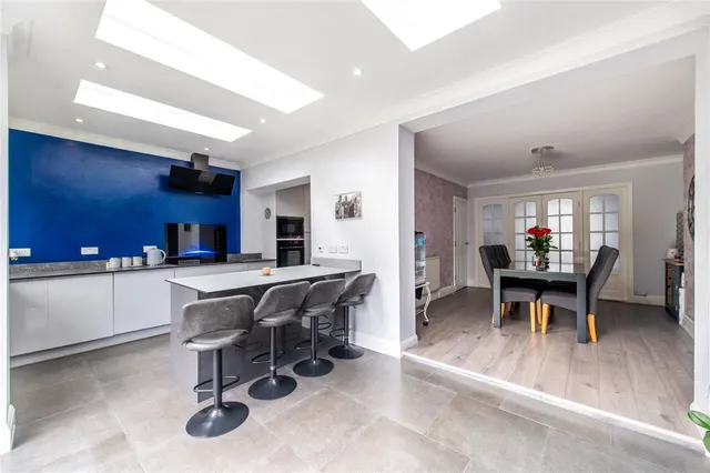 Chalkwell Road, Sittingbourne, ME10, photo 1