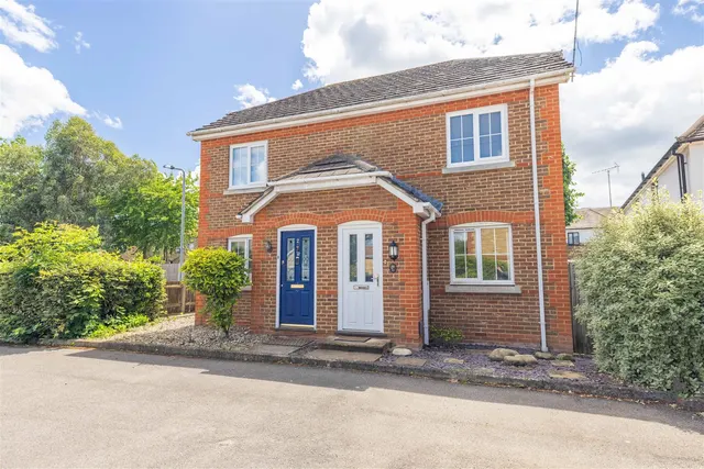 The limes, Windsor, Berkshire, SL4 4US, photo 1
