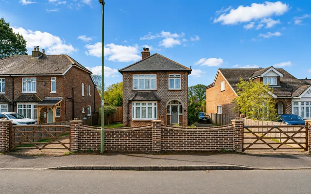 Keydell Avenue, Waterlooville, PO8 9TA, photo 1