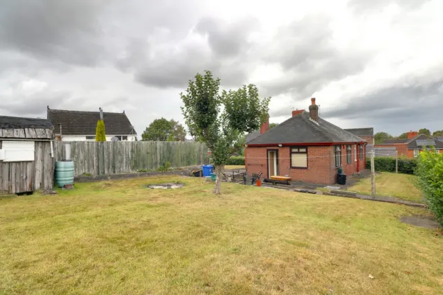 Boon Hill Road, Bignall End, photo 3