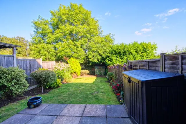 Photo 2 — Kingston Road, Leatherhead KT22 7QE