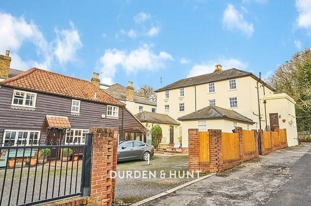 High Street, Ongar, CM5, photo 2
