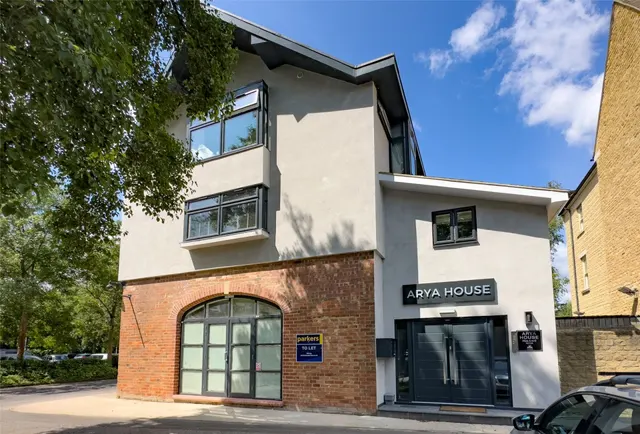 Mill Walk, Witney, OX28, photo 1