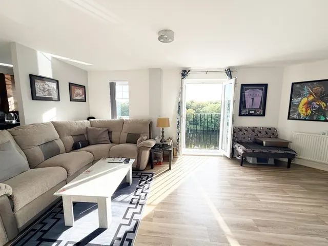 Kerridge Drive, Warrington, WA1, photo 2
