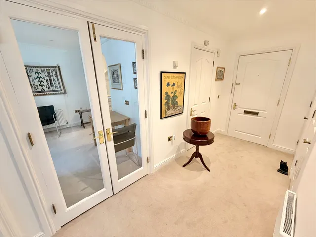Chartcombe, 162-164 Canford Cliffs Road, Canford Cliffs, Poole, BH13, photo 1