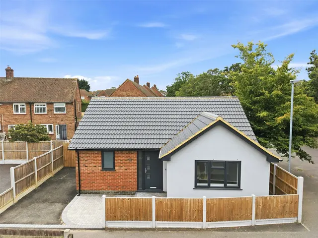 Sawkins Avenue, Great Baddow, Essex, CM2, photo 1