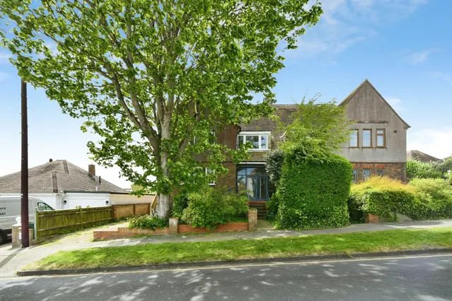 Founthill Avenue, Saltdean, BN2, photo 1