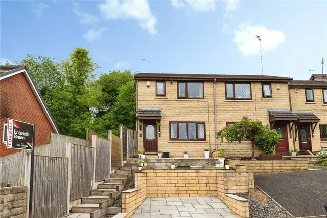 Olive Bank, Tottington, BL8, photo 1