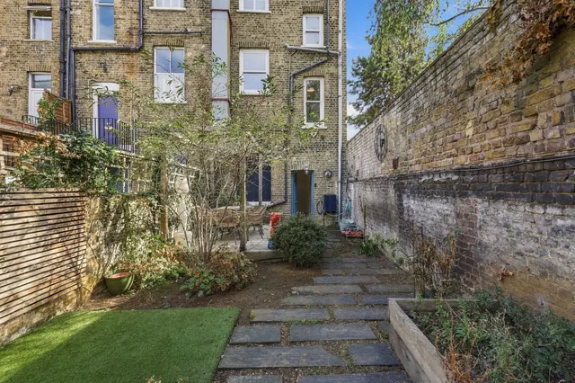 Parsons Mews, Tonsleys, SW18, photo 2