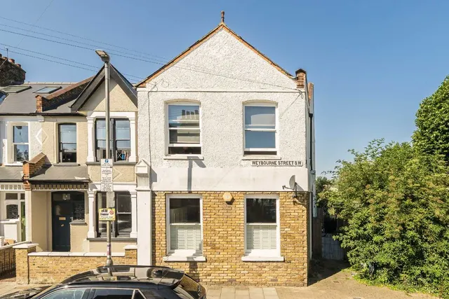Weybourne Street, SW18, photo 2