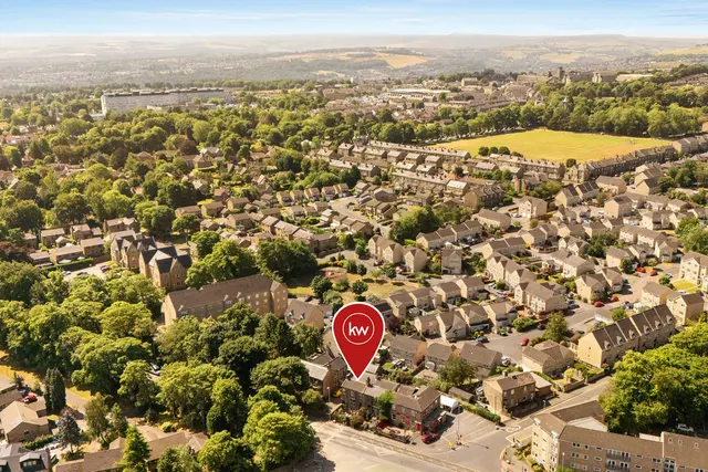Halifax Road, Huddersfield, HD3, photo 2