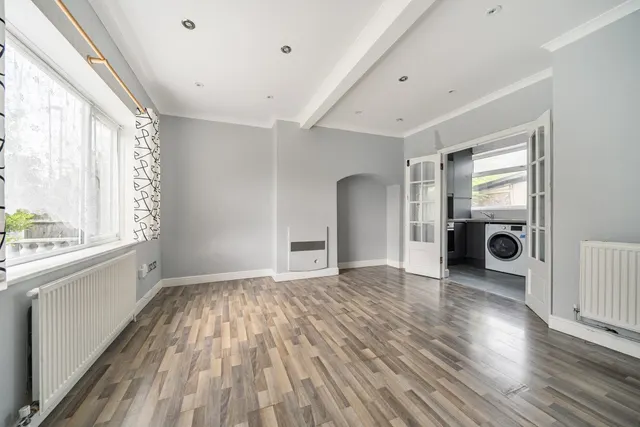 Downham Way, Bromley, BR1, photo 2