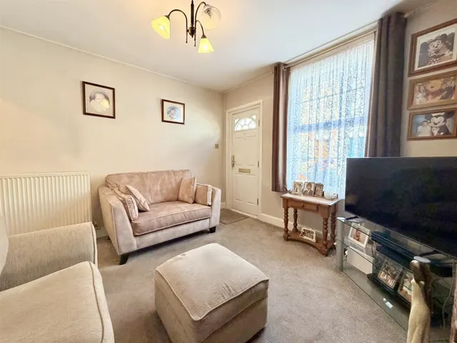 Woollard Street, Waltham Abbey, photo 3