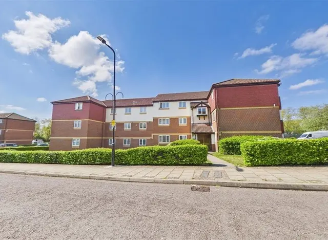 Campbell Gordon Way, Cricklewood, NW2, photo 1
