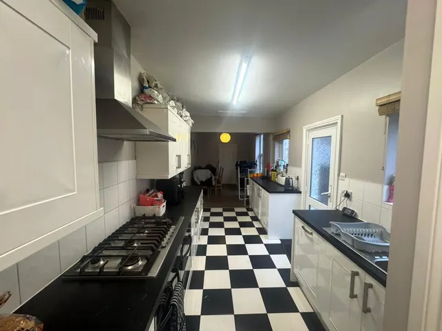 Claremont Terrace, Gillygate, YO31, photo 2