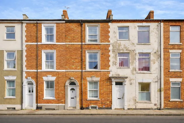 Lower Thrift Street, NORTHAMPTON, photo 1