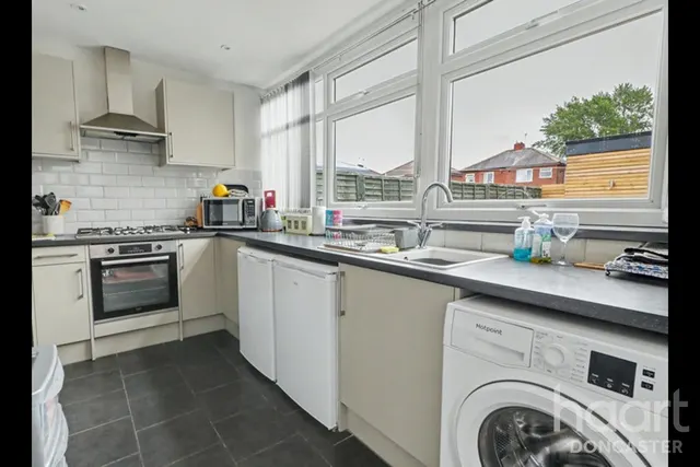 Dundas Road, Wheatley, DN2, photo 3