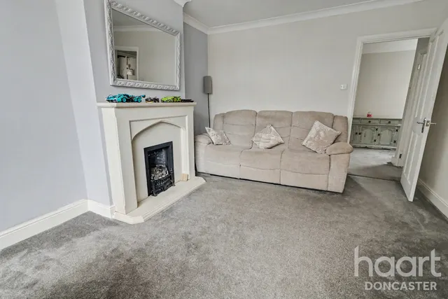 Dundas Road, Wheatley, DN2, photo 2