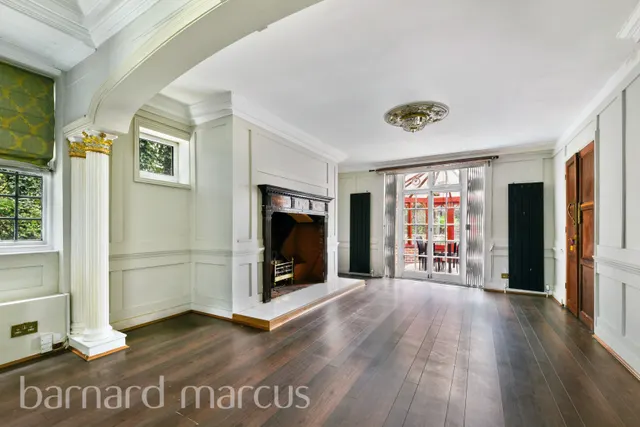 London Road, Wallington, SM6, photo 2